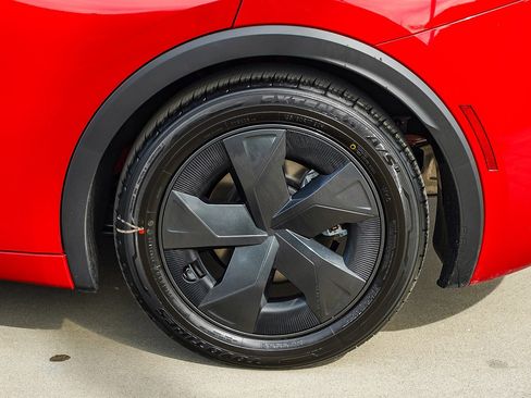 New 2026 Toyota Prius SE image 12