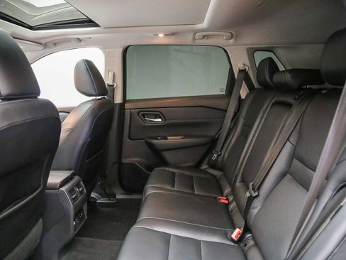 Used 2022 Nissan Rogue SL FWD image 19
