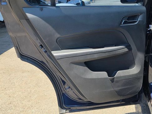 Used 2017 Chevrolet Equinox LS FWD image 10