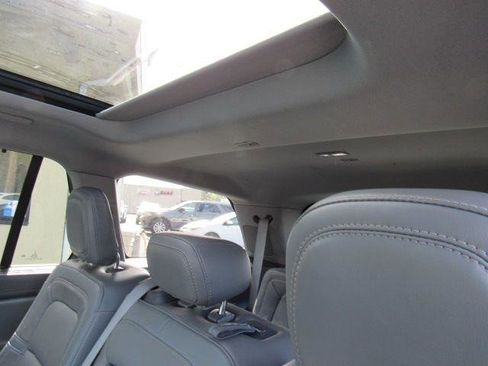 Used 2020 Lincoln Aviator Reserve w/ Equipment Group 202A image 35