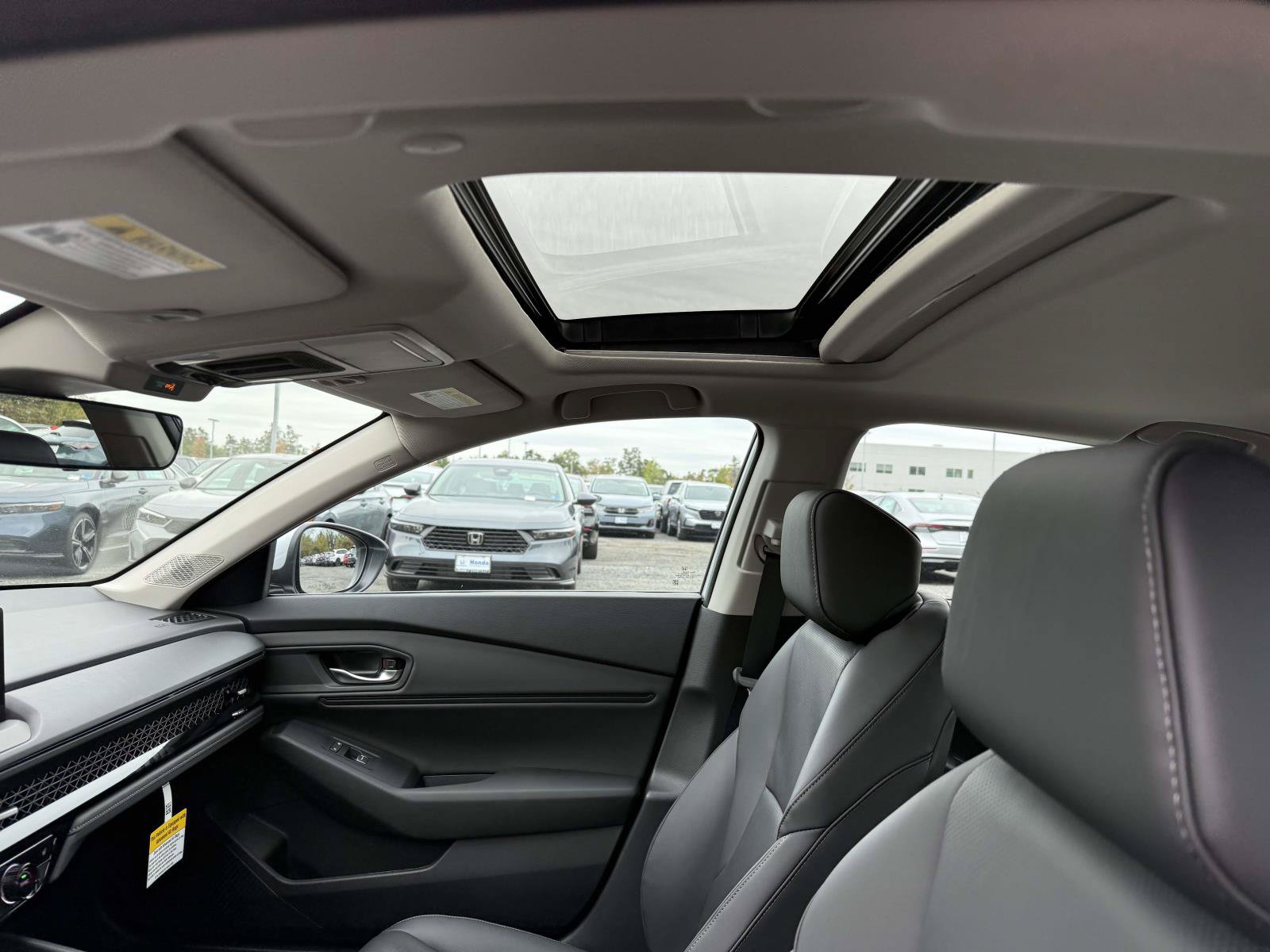 New 2026 Honda Accord Hybrid EX-L image 16