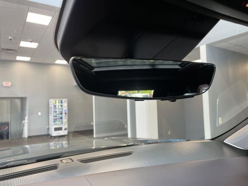 Used 2021 Cadillac Escalade Sport Platinum image 35