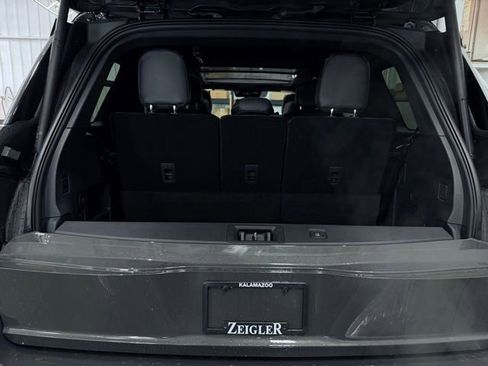 New 2026 Lincoln Navigator Black Label AWD/4WD image 15