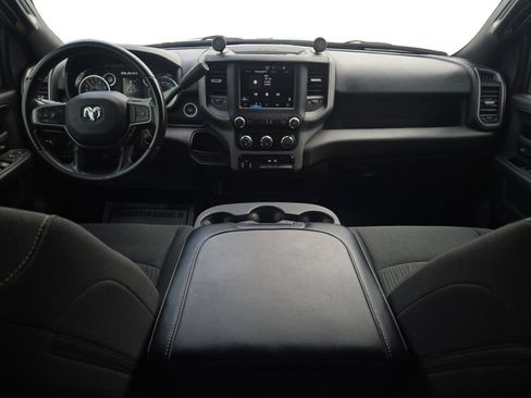 Used 2024 RAM 2500 Tradesman w/ Chrome Appearance Group image 13