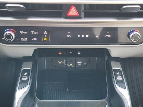 New 2026 Kia Sorento X-Line EX image 14