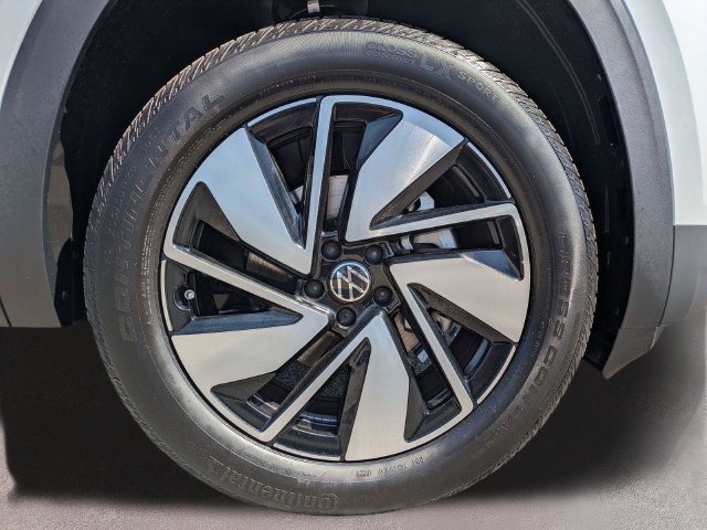 New 2026 Volkswagen Atlas SE FWD image 11