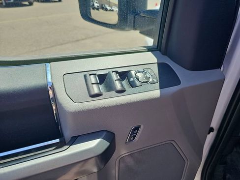 Used 2017 Ford F250 XLT AWD/4WD image 21
