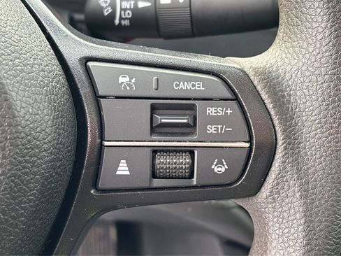 Used 2025 Honda Accord SE image 29