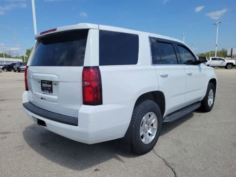 Used 2019 Chevrolet Tahoe 4WD w/ Remote Keyless Entry Package image 6