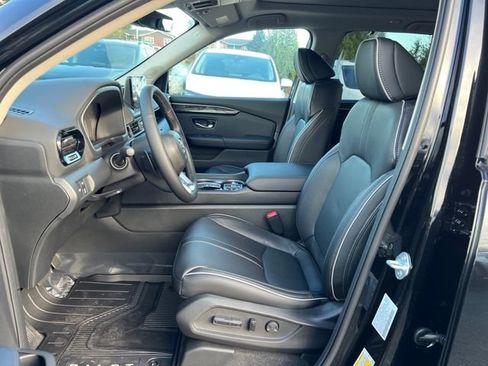 New 2025 Honda Pilot Elite image 15