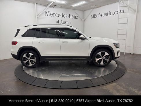Used 2026 Mercedes-Benz GLB 250 image 9