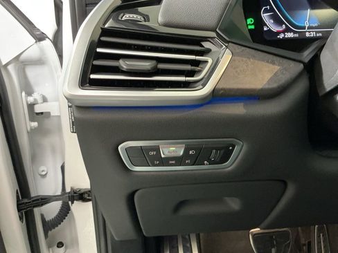 Certified 2023 BMW X5 xDrive45e w/ Executive Package AWD/4WD image 17