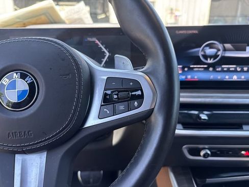 Used 2024 BMW X5 xDrive40i w/ M Sport Package AWD/4WD image 18