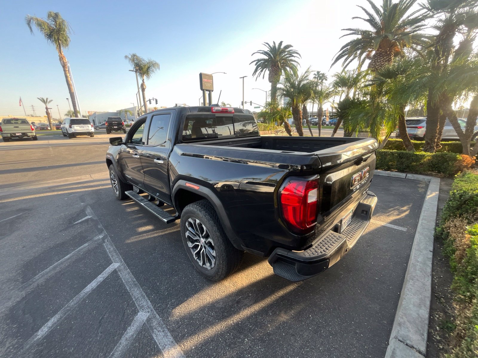 Certified 2023 GMC Canyon Denali AWD/4WD image 5