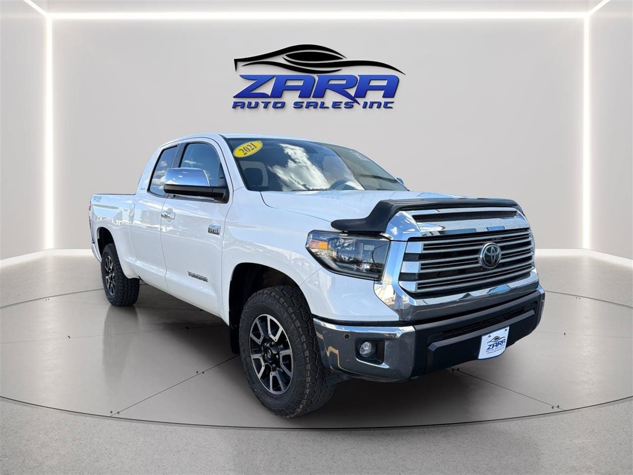 Used 2021 Toyota Tundra Limited w/ Limited Premium Package AWD/4WD image 9