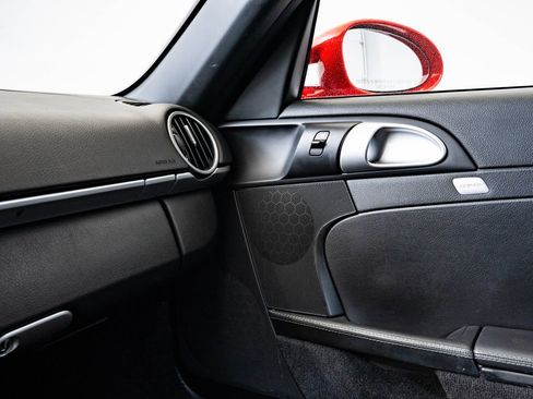 Used 2006 Porsche Boxster S RWD image 38
