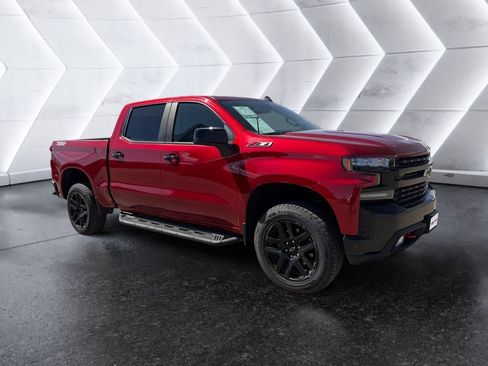 Used 2021 Chevrolet Silverado 1500 LT Trail Boss w/ Bed Protection Package AWD/4WD image 1