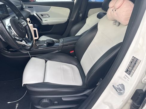 Used 2022 Mercedes-Benz A 220 A 220 w/ AMG Line image 6