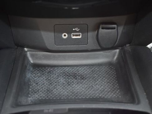 Used 2018 Nissan Rogue SV w/ Premium Package AWD/4WD image 29