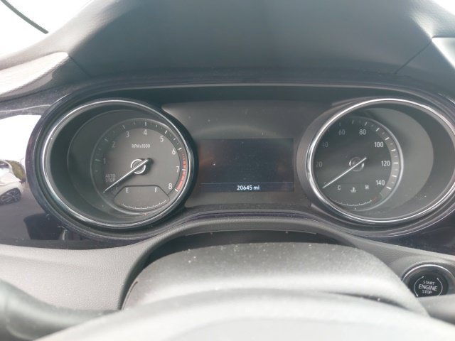 Used 2022 Buick Encore GX Preferred w/ Sport Touring Package FWD image 8