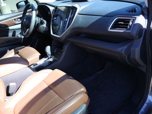 Used 2023 Subaru Ascent Touring image 10