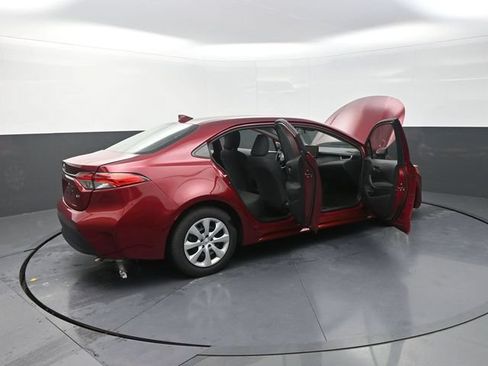 Used 2024 Toyota Corolla LE FWD image 45