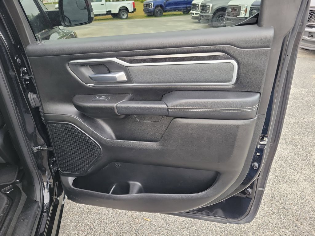 Used 2022 RAM 1500 Big Horn RWD image 32