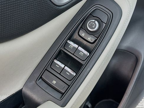 Used 2020 Subaru Forester Limited w/ Popular Package #3 image 18