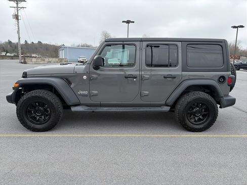 Used 2020 Jeep Wrangler Unlimited Sport S image 7