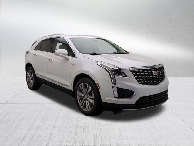 Certified 2024 Cadillac XT5 Premium Luxury AWD/4WD image 3