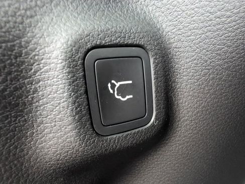 New 2026 Jeep Compass Limited image 16