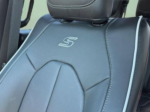 New 2026 Chrysler Pacifica Limited w/ S Appearance Package FWD image 49