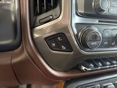 Used 2016 Chevrolet Silverado 2500 High Country w/ Duramax Plus Package AWD/4WD image 30