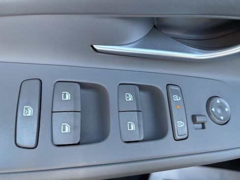 New 2025 Hyundai Elantra Sport image 24