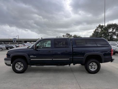 Used 2007 Chevrolet Silverado 2500 LT w/ Heavy-Duty Power Package RWD image 3