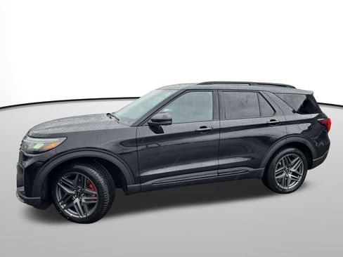 New 2026 Ford Explorer ST image 2