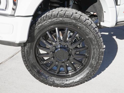 Used 2026 Ford F450 Platinum image 34