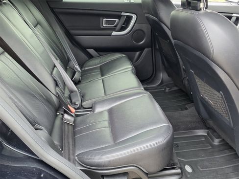 Used 2019 Land Rover Discovery Sport HSE image 27