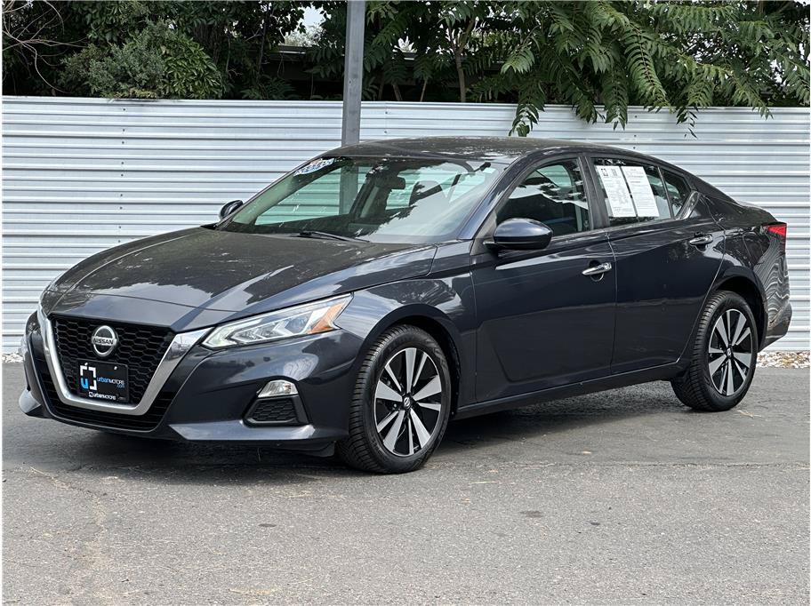 Used 2022 Nissan Altima 2.5 SV AWD/4WD image 6