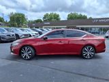 Used 2021 Nissan Altima 2.5 SR image 3