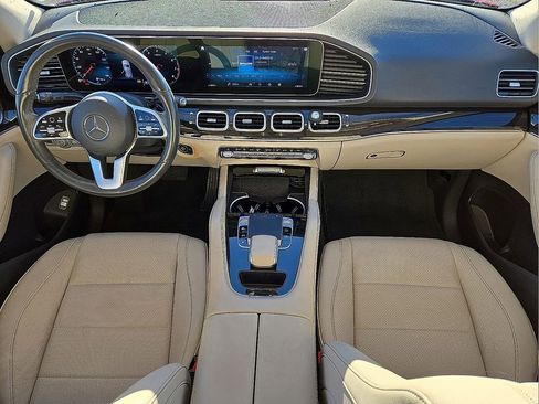 Used 2020 Mercedes-Benz GLE 350 4MATIC w/ Premium Package image 16