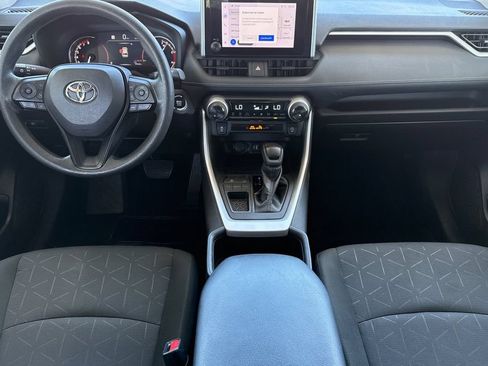 Used 2024 Toyota RAV4 XLE FWD image 21