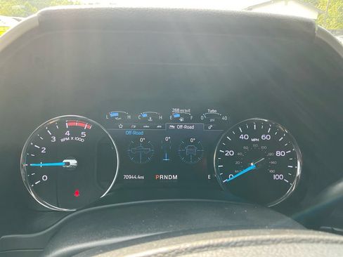 Used 2021 Ford F350 Lariat w/ Lariat Ultimate Package AWD/4WD image 24