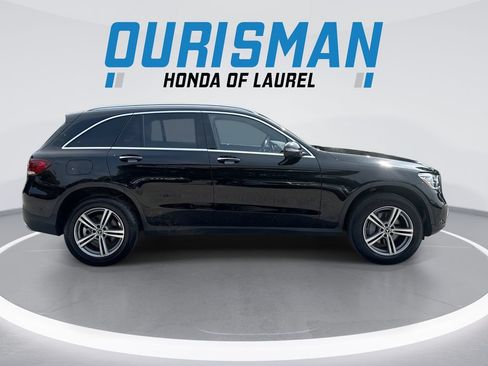Used 2022 Mercedes-Benz GLC 300 4MATIC w/ Premium Package Lite image 9