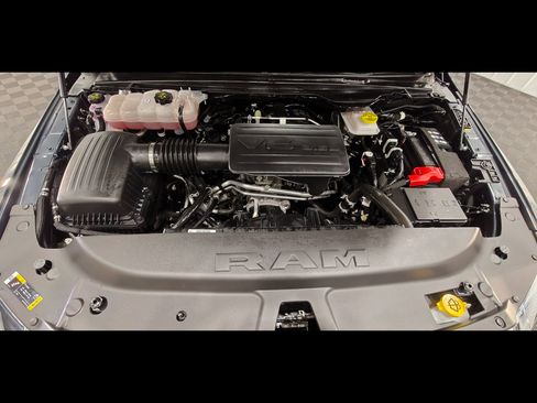 Used 2025 RAM 1500 Big Horn AWD/4WD image 52