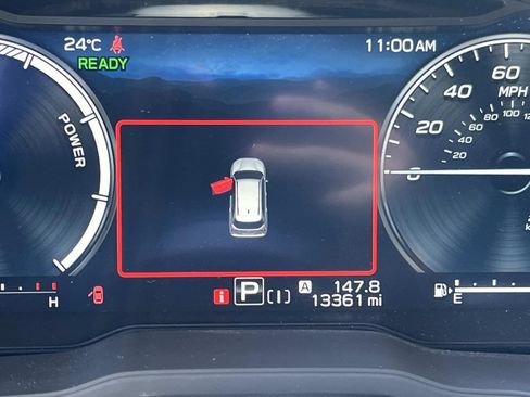 Certified 2025 Subaru Forester Limited w/ Popular Package AWD/4WD image 28