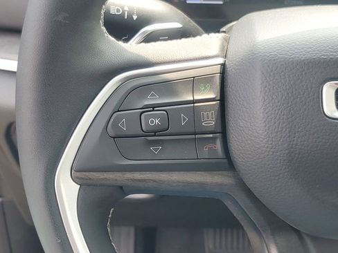 Used 2025 Jeep Grand Cherokee Limited 4xe image 18