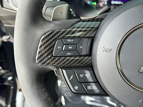Used 2020 Ford Mustang Shelby GT500 w/ Carbon Fiber Track Pack RWD image 16