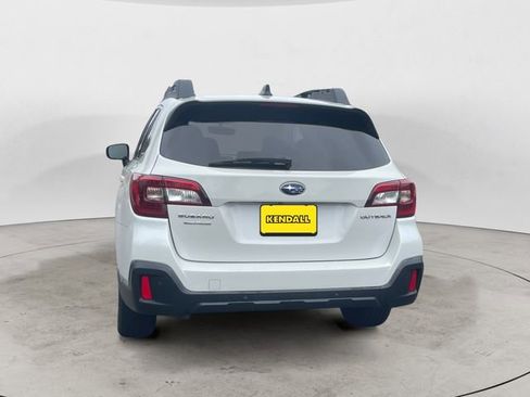Used 2019 Subaru Outback 2.5i Limited AWD/4WD image 4