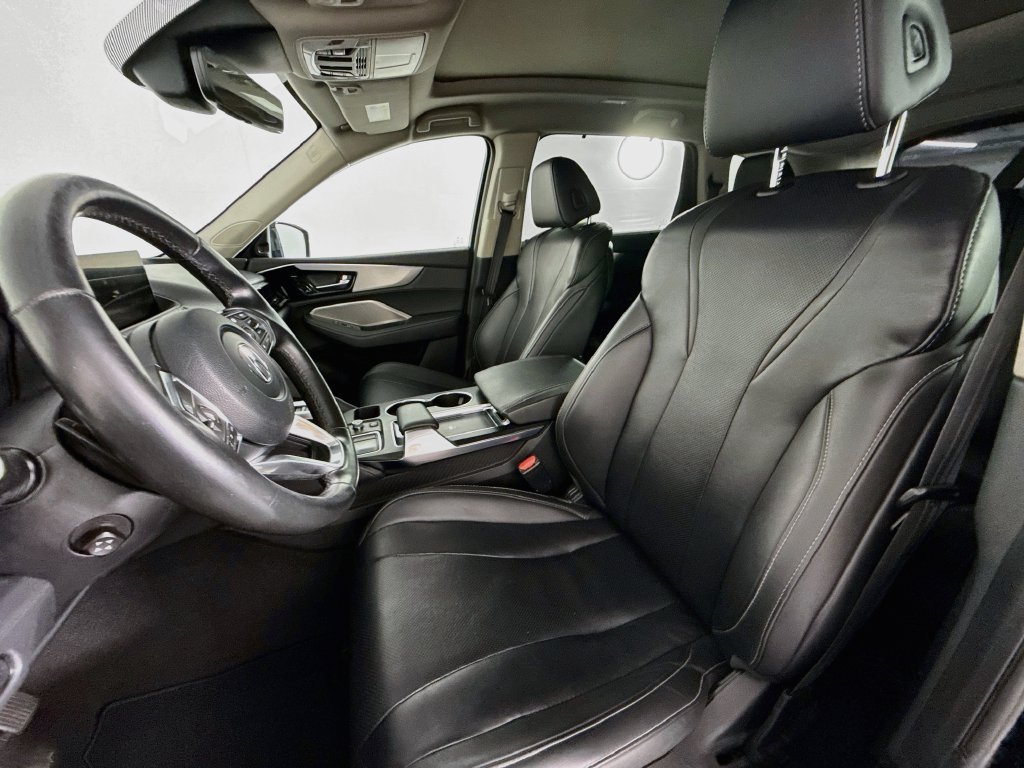 Used 2024 Acura MDX w/ Technology Package AWD/4WD image 5